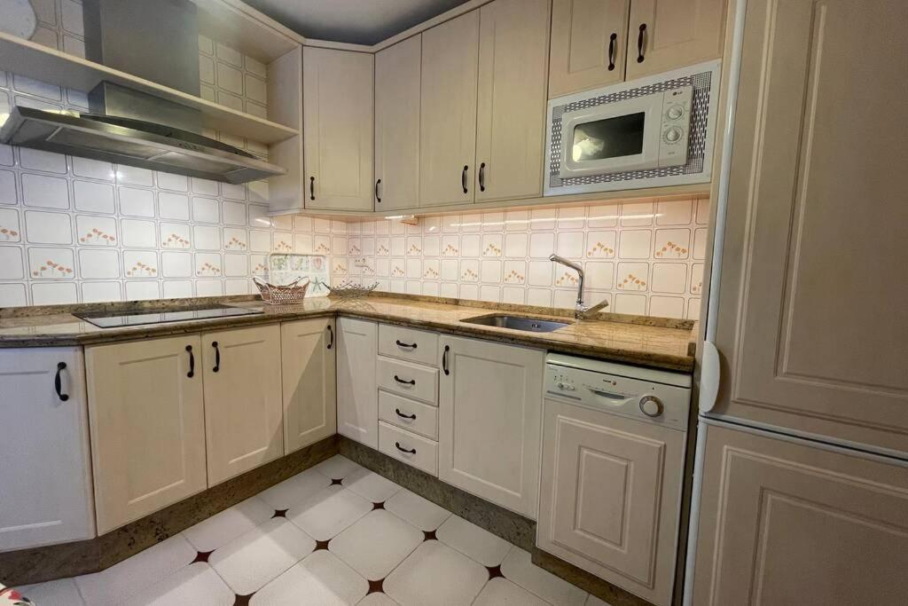 Gran Y Magnifico Apartamento En Малага Екстер'єр фото