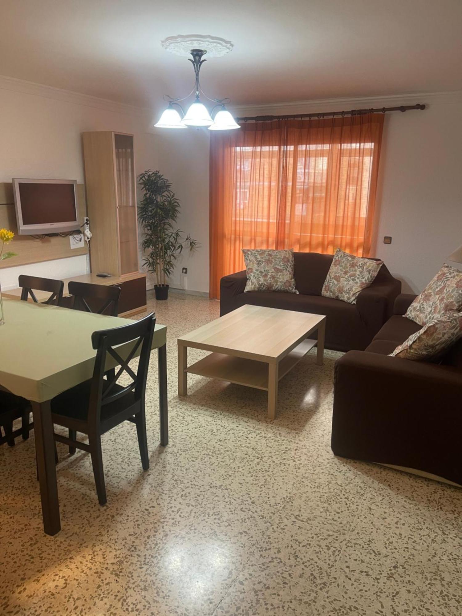 Gran Y Magnifico Apartamento En Малага Екстер'єр фото